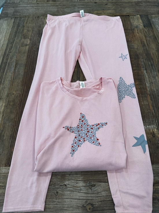 HUE Other - HUE Pink Star Print woman Pajama Set